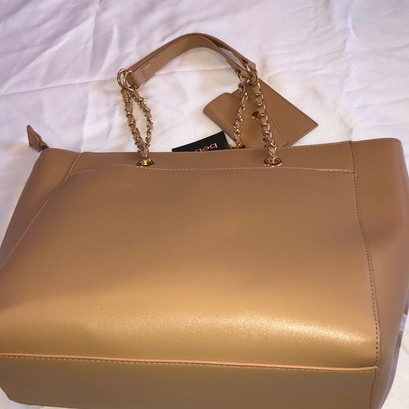 New Glamorous Bebe Handbag - Picture 6 of 7